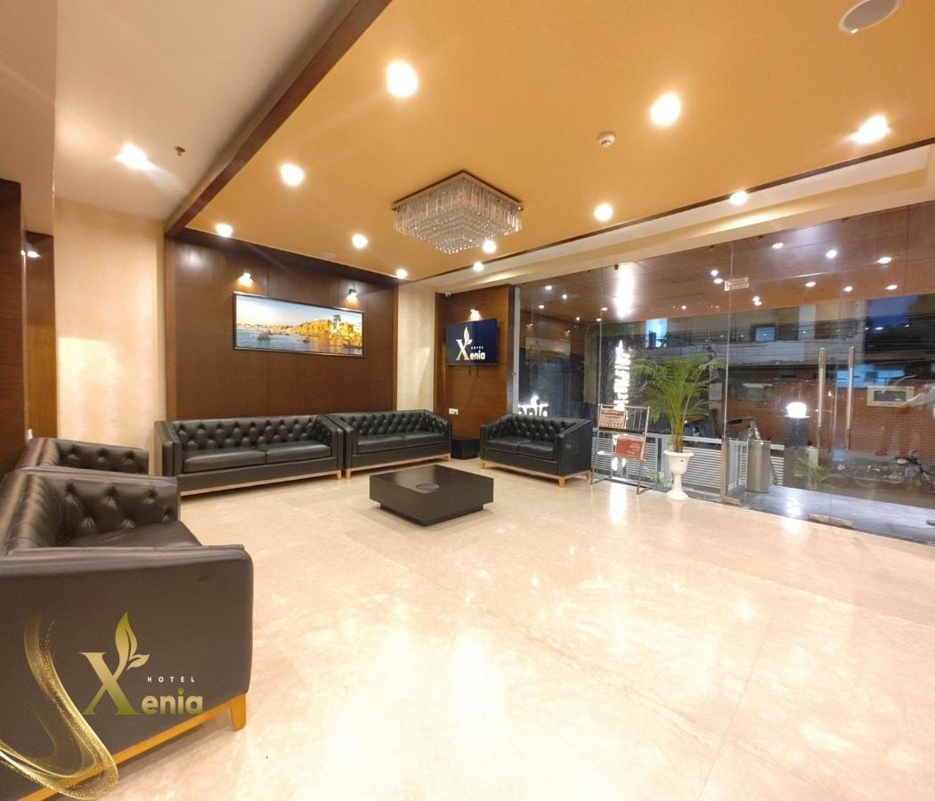 Hotel Xenia Varanasi Exterior foto